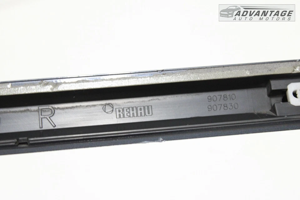 2017-2019 AUDI A4 QUATTRO B9 RIGHT ROCKER PANEL SKIRT MOLDING MANHATTAN GRAY OEM - Image 4 of 4