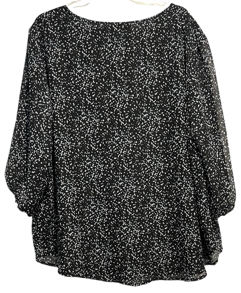 Blusa exuberante talla 2X negra verde azulado abstracta botón frontal cuello en V mangas globo Foto 2 de 4