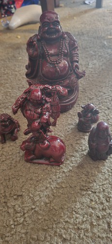 Geschnitzter Buddha schwer rot Harz glücklich lachend viel Glück Statue Figur 7" Zen Set