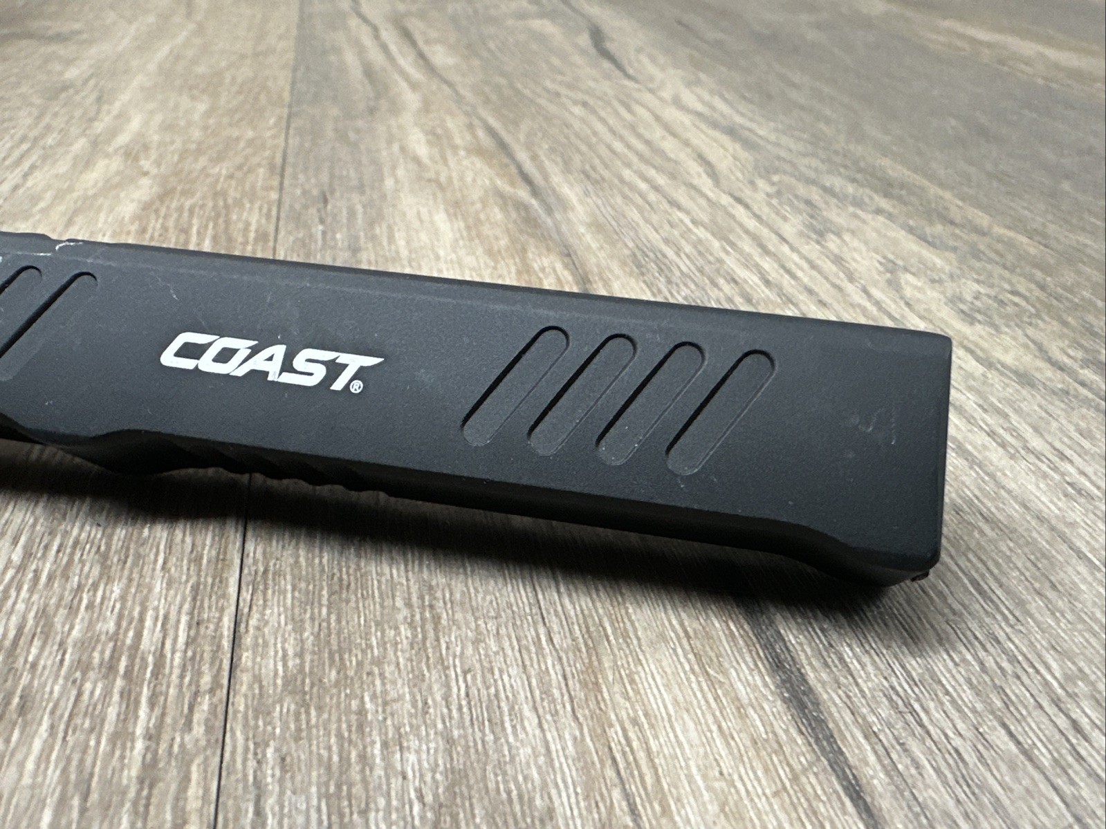 COAST Products Slayer Pro 1150 Lumen Rechargeable Flashlight with Beamsaver Memo