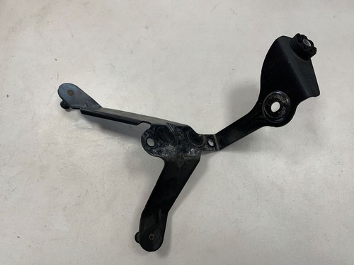 BMW 5 E60 E61 2008 Halterung ABS Steuergerät 6774675 GSD43072