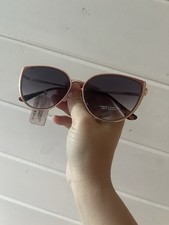 Vince Camuto Sunglasses VC1083