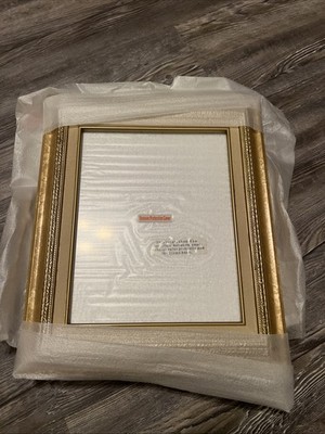 Olan Mills 8 x10  Euro Gold Rectangle 12/10 Picture Frames NEW Open Box