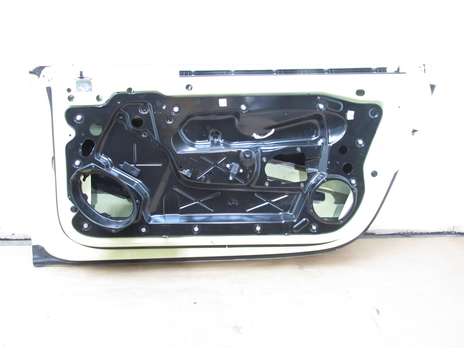 Bentley Continental GT 2012 Right Passenger Door Shell 11-17 ;#2