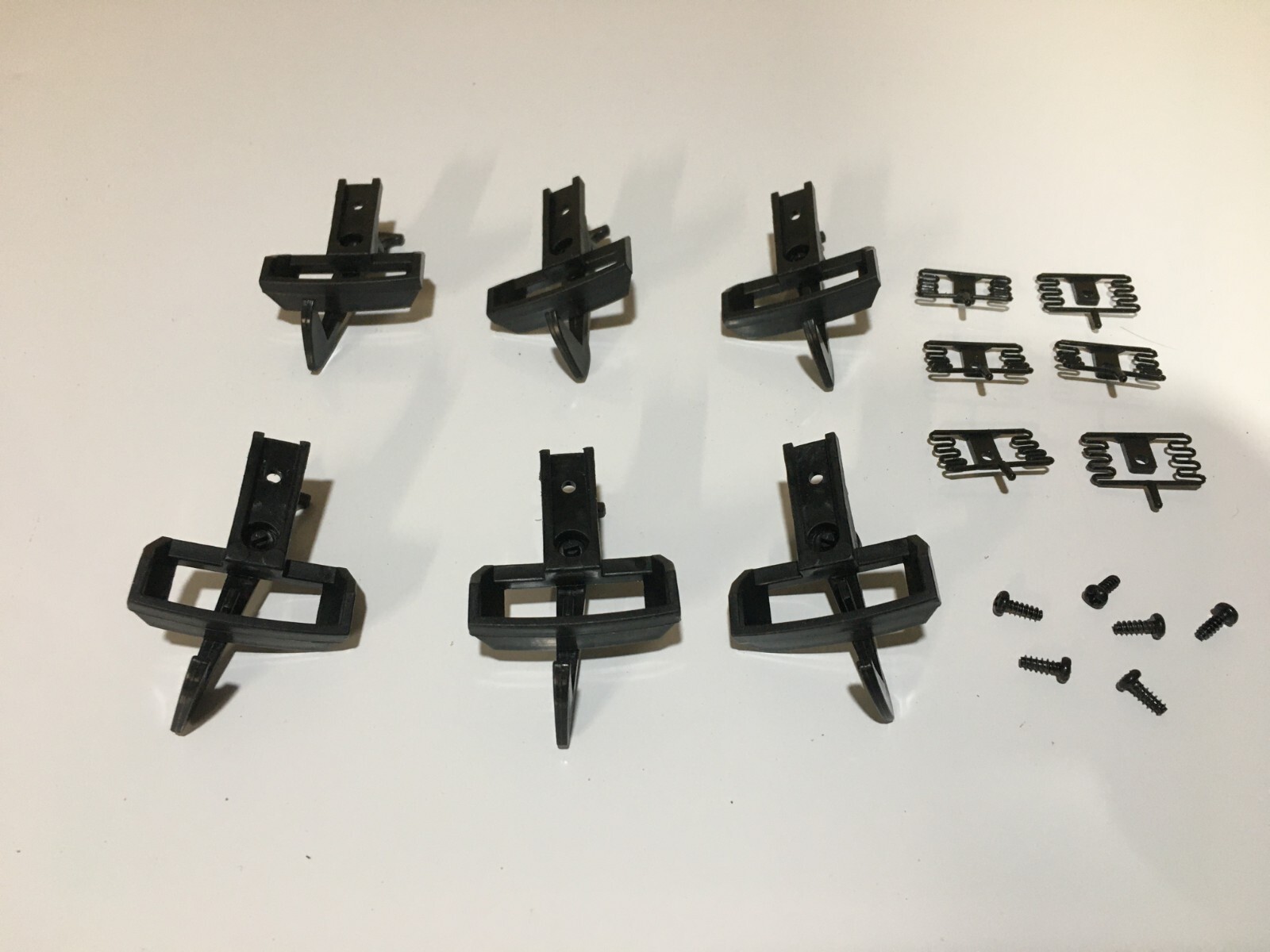 Bachmann Trains G Pack of 6 Hook and Loop Couplers Thomas & Friends eBay