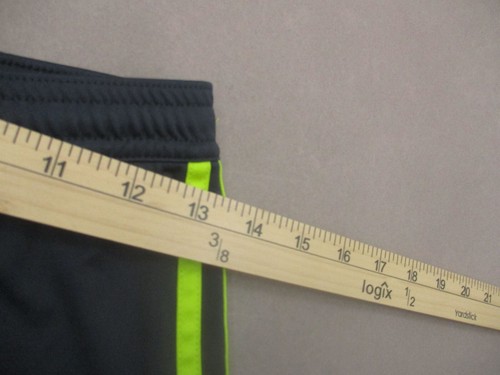 ADIDAS CLIMACOOL Size 13-14 Boys Stretch Waist Lightweight Running Shorts 540 - Picture 3 of 6