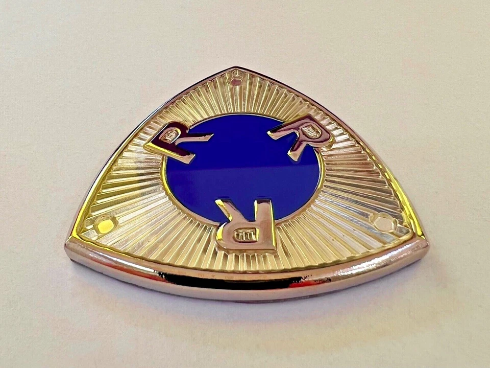 Insignia Reliant Regal, 3 R's Sedán Supervan III 21e 3/30 3/25 Cromo Emblema Frontal - Imagen 2 de 4