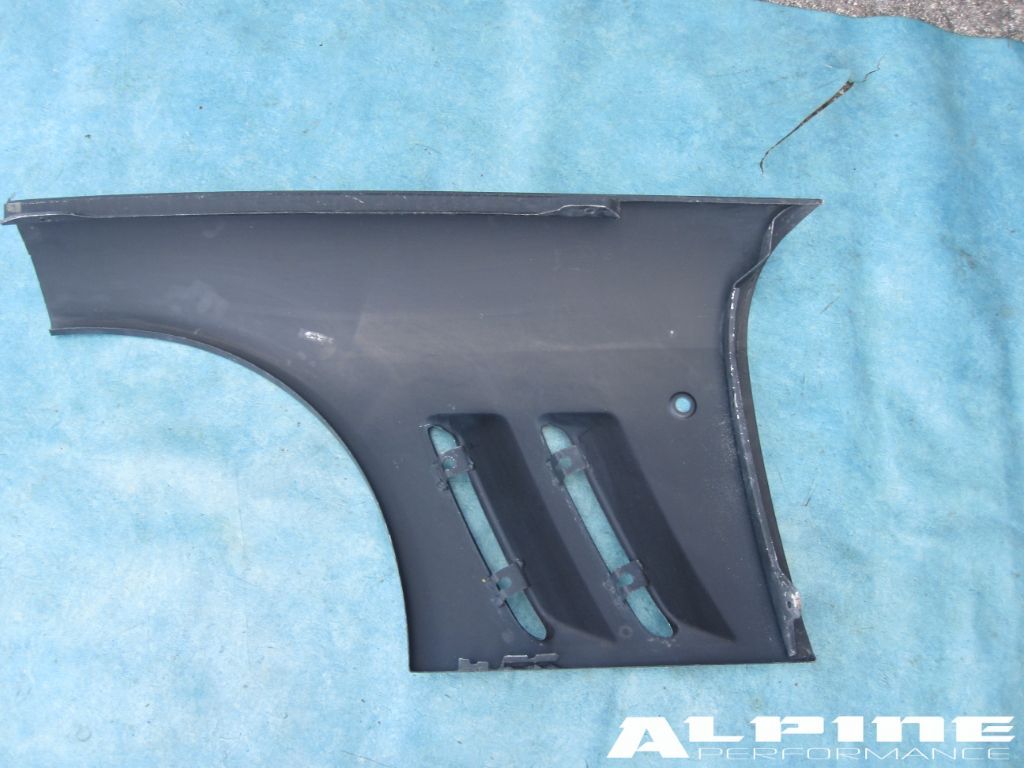 Ferrari 550 575 right fender section