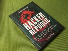 Fabio Ghioni HACKER REPUBLIC - Sperling & Kupfer 2009 - come nuovo