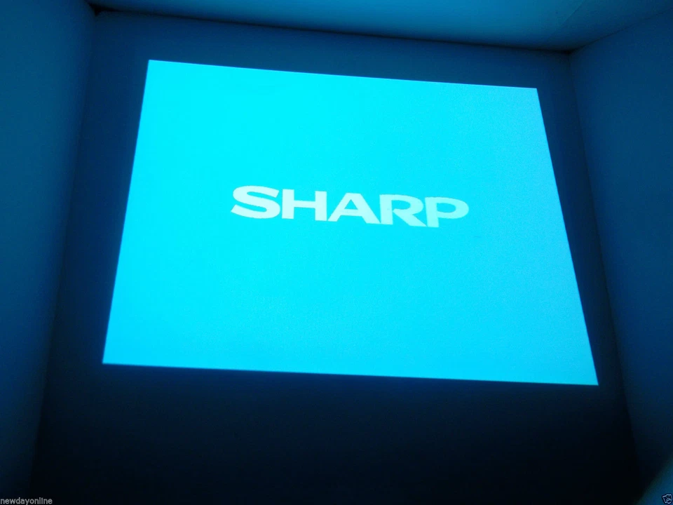 Sharp Notevision LCD Projector 1024x768 4:3 XGA Built-in Speaker 1080i PG-A10X - Image 4 of 4