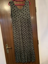 Lovely size 16 women’s sage green long dress by Bonmarche. Worn twice.