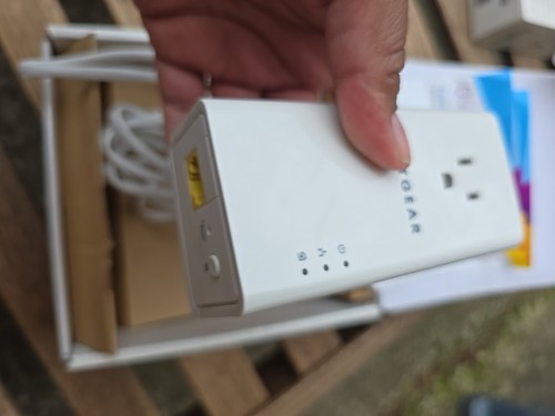 Netgear PowerLine 1200 Wired Network Extender PLP1200 1 Steckdose - Bild 4 von 5