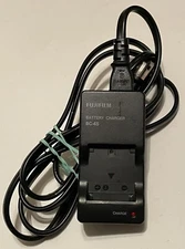 Fujifilm BC-45 Battery Charger for Fuji NP45 Li-Ion Batteries 4.2V 550mA