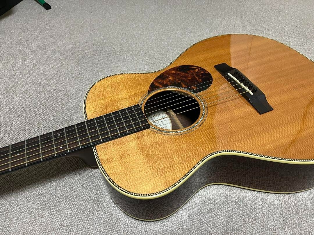 ブリードラブ BREEDLOVE AMERICAN SERIES OM BREEDLOVE AMERICAN SERIES OM Acoustic Guitar used good
