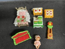 Vtg Strawberry Shortcake 80 s Berry Happy Home Doll Furniture Lot Couch Bed Baby
