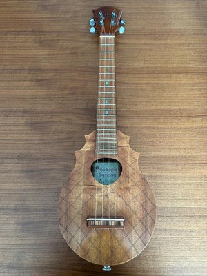 Ukelele Pineapple Sunday by KoAloha KPSM-03 UG Natural Made in Hawaii mit Etui