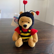 Disney Store Winnie The Pooh Bumble Bee Valentine Bean Bag Plush 8" New NWT