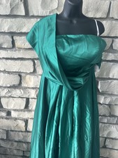 Women’s Size 10 Green Formal Zip Back Strapless No Give Runs Small Lined NWT