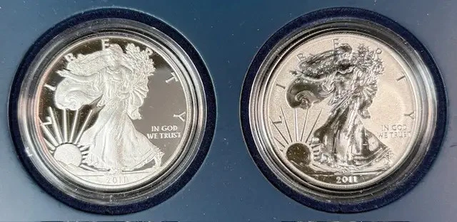 Juego de 5 monedas Silver Eagles 2011 OGP/COA 25 aniversario Foto 2 de 4
