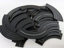 Large Lot Of 39 Curved HO Slot Car Track Aurora 1519 9" Radius 1/4 Sections