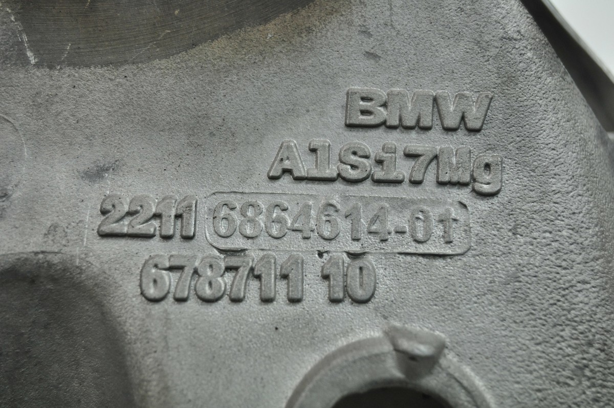 BMW X5 F15 xDrive 30d 2014 LHD Engine Bracket Right Side  