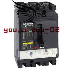 NEW Schneider Electric LV430631 Compact NSX160F TM125D - 3P 3D