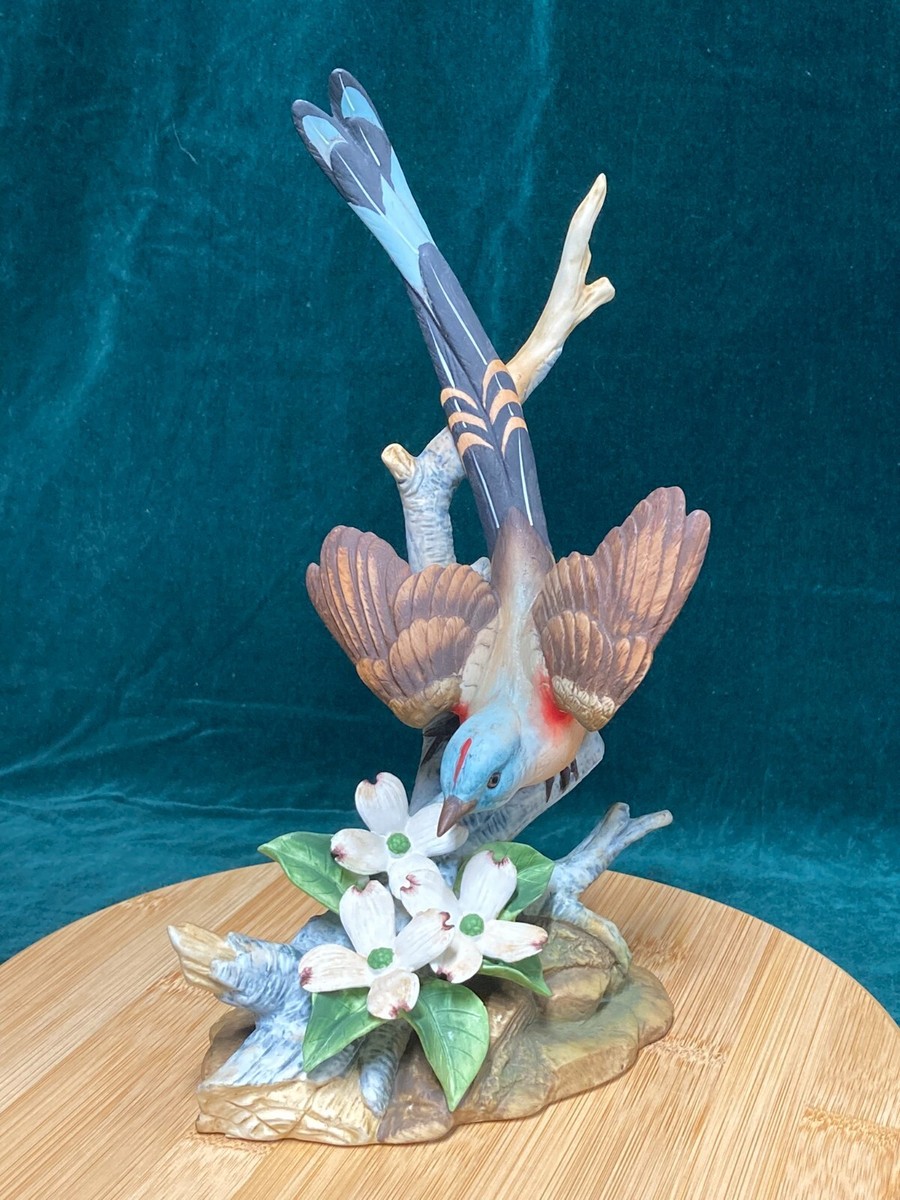 Vintage PORCLEIN Figurine - 