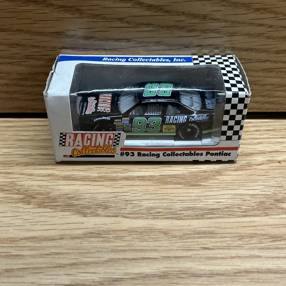 #93 Racing Collectables Pontiac, Mike Wallace, Nascar 1:64 - Imagem 2 de 4