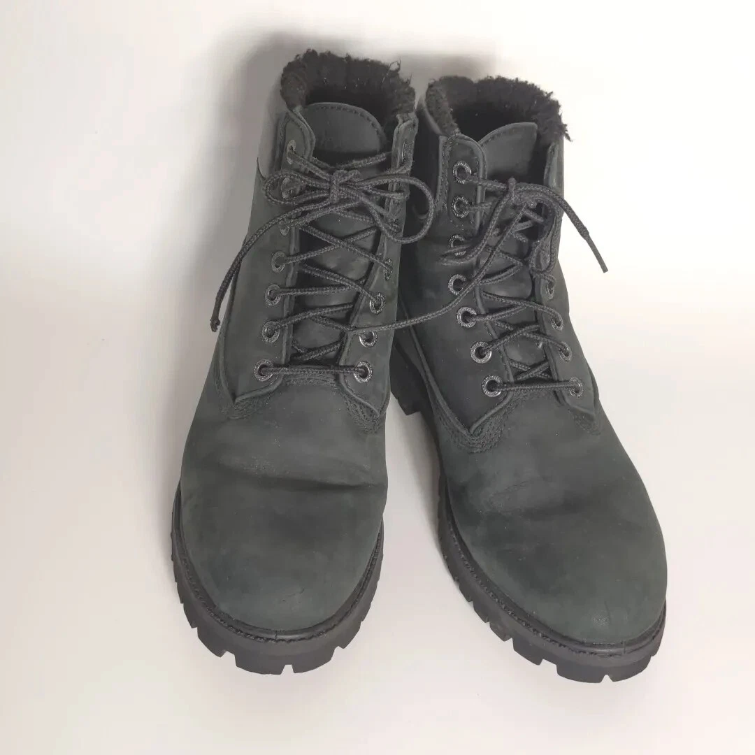 Black timberlands top size 7