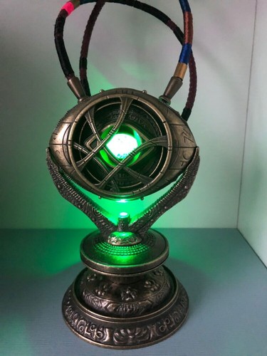 Doctor Strange 1:1 Eye Of Agamotto With Stand Full Metal Prop LED Light Figure - Picture 11 of 14