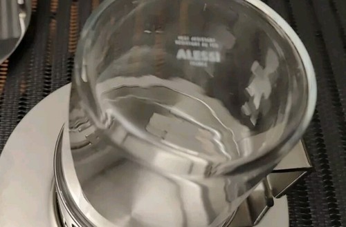 Dos tazas de café espresso Alessi Girontondo 18/10 Italia KK20 con inserciones de vidrio - Imagen 7 de 7