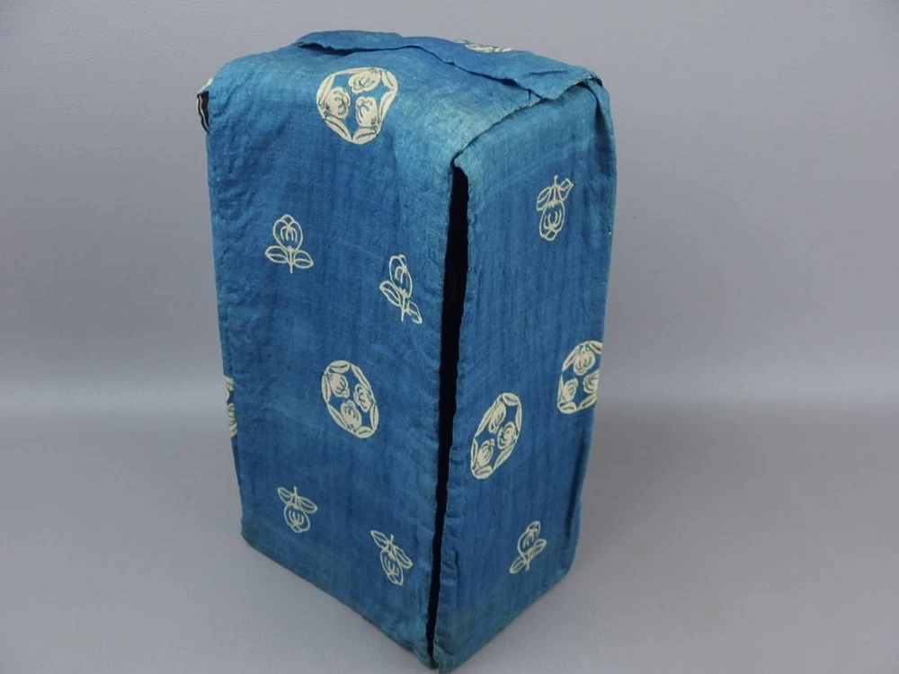 Jubako Bento Box Japanese [Antiques utensils] Old wooden lacquer Sakon makie cre