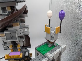 LEGO Angry Birds King Pigs Castle(75826)& Piggy Plane Attack(75822) 98% Complete