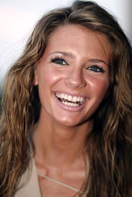 Mischa Barton at FOX Broadcasting Company Introduces its 2003 200- 2003 Photo 1