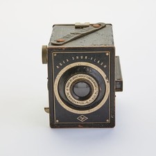 Vintage Agfa Ansco Shur-Flash Box Camera
