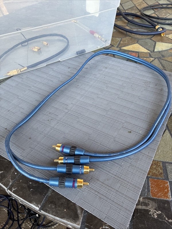 Acoustic Research Performance Series Audio Cable