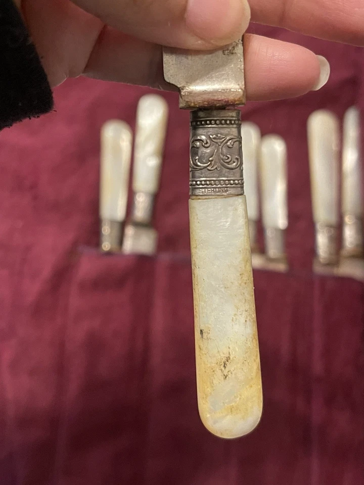Faca de cabo de madrepérola antiga Shreve Co placa de prata 7” (conjunto de 20) - Imagem 4 de 4