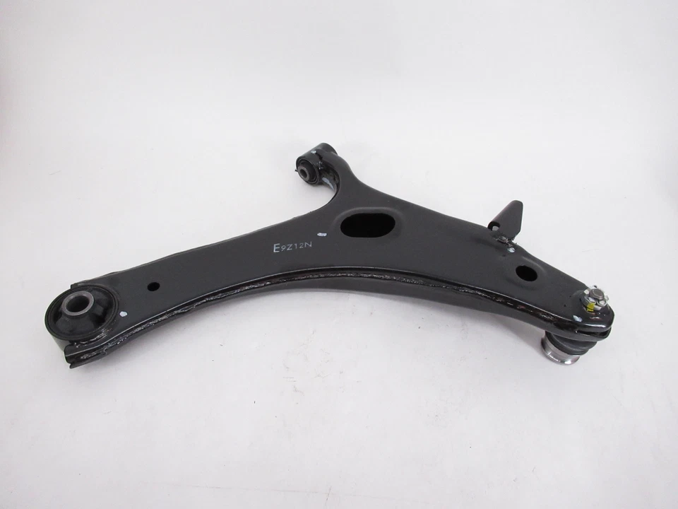 Brazo de control de suspensión inferior delantero izquierdo genuino OEM Subaru 20202FJ051 Foto 2 de 4