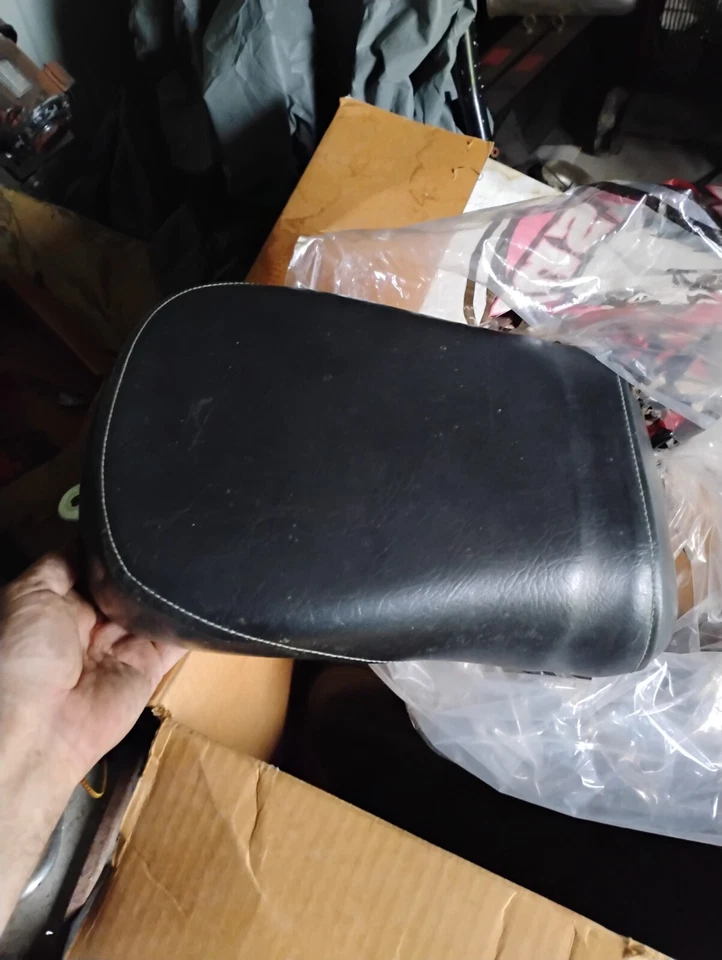 Asiento de turismo Suzuki Volusia Boulevard 2 piezas Mustang nuevo envío gratuito  Foto 2 de 4