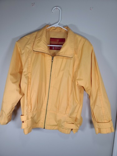 Vintage 80s Retro London Fog Winning 