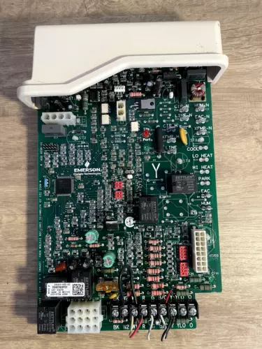Emerson D342263p01 / 50v64-495-03 Furnace Control Board 