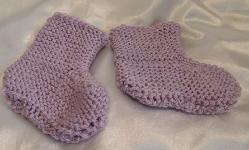 Baby Booties Knit Lavender Size Medium Toddler