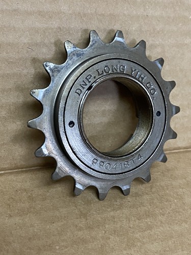 DNP Long Yih Co. 18t bmx cycling free wheel GT04278 - Picture 2 of 4