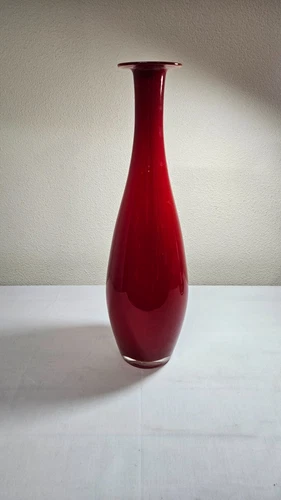 Vintage Murano style 19.5 in red glass vase