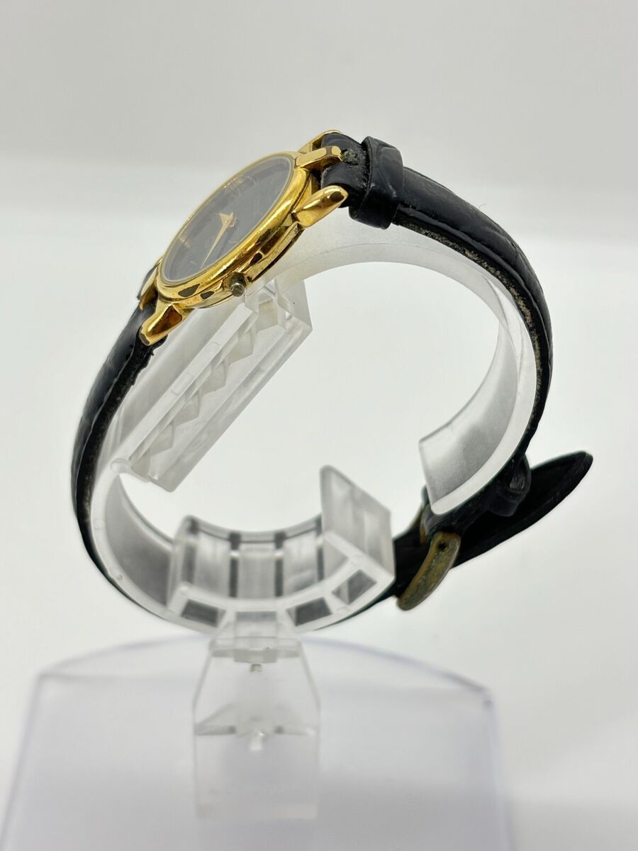 Gucci Watch 3400L Operates Normally Leather Band for sale Gucci Watch 3400L Operates Normally Leather Band for sale