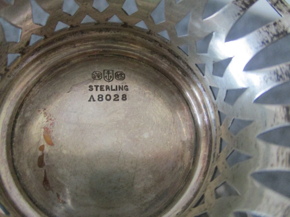 CESTA GORHAM PLATA ESTERLINA DISEÑO PERFORADO con MANGO FIJO - A8028 - 138g Foto 2 de 4