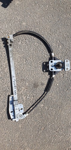 Manueller Fensterheber hinten links VW Passat 35i Vor-FACELIFT VR6 357839402