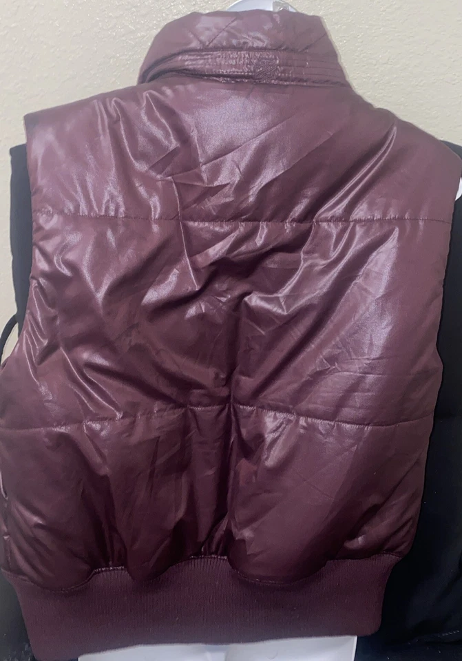 Izod Sport Maroon Sleeveless Full Zip Puffer Vest Sizes Large - Image 2 of 4