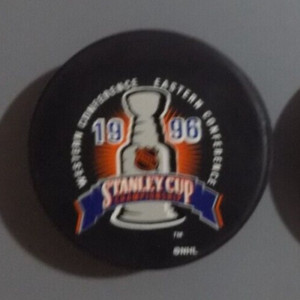 1996 NHL STANLEY CUP CHAMPIONSHIP  COLORADO AVALANCHE VS FLORIDA PANTHERS PUCK