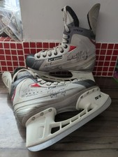Nike Bauer Speed Eishockey Schlittschuhe Größe UK 5 (signiert aber nicht sicher wer)